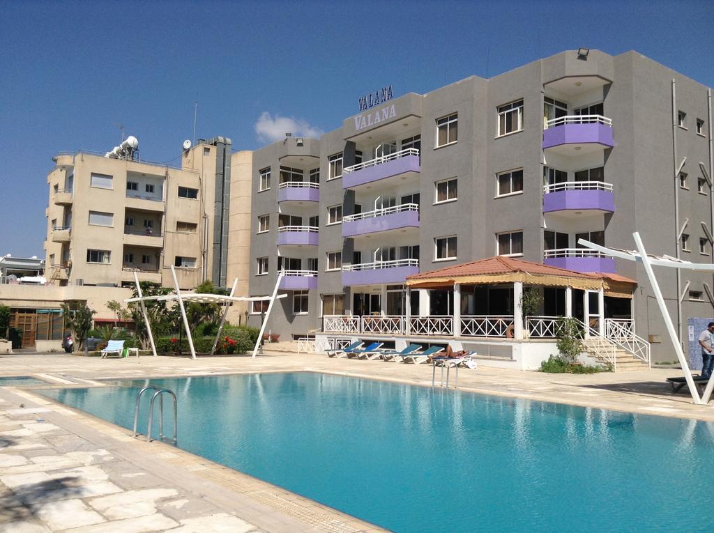 Valana Hotel Apartments Limassol Exterior photo